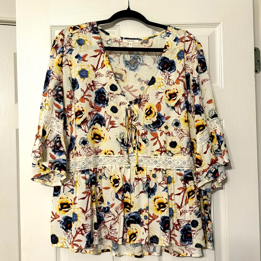 Maurice’s top. Worn once. Like new.